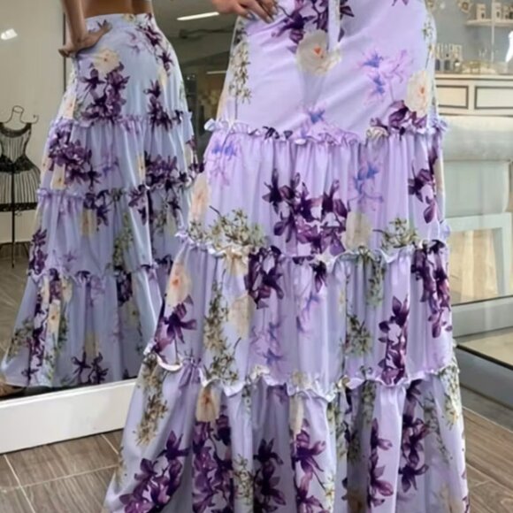New Women's Lavender Floral Print Long Flare Tier Skirt  L - Picture 1 of 3